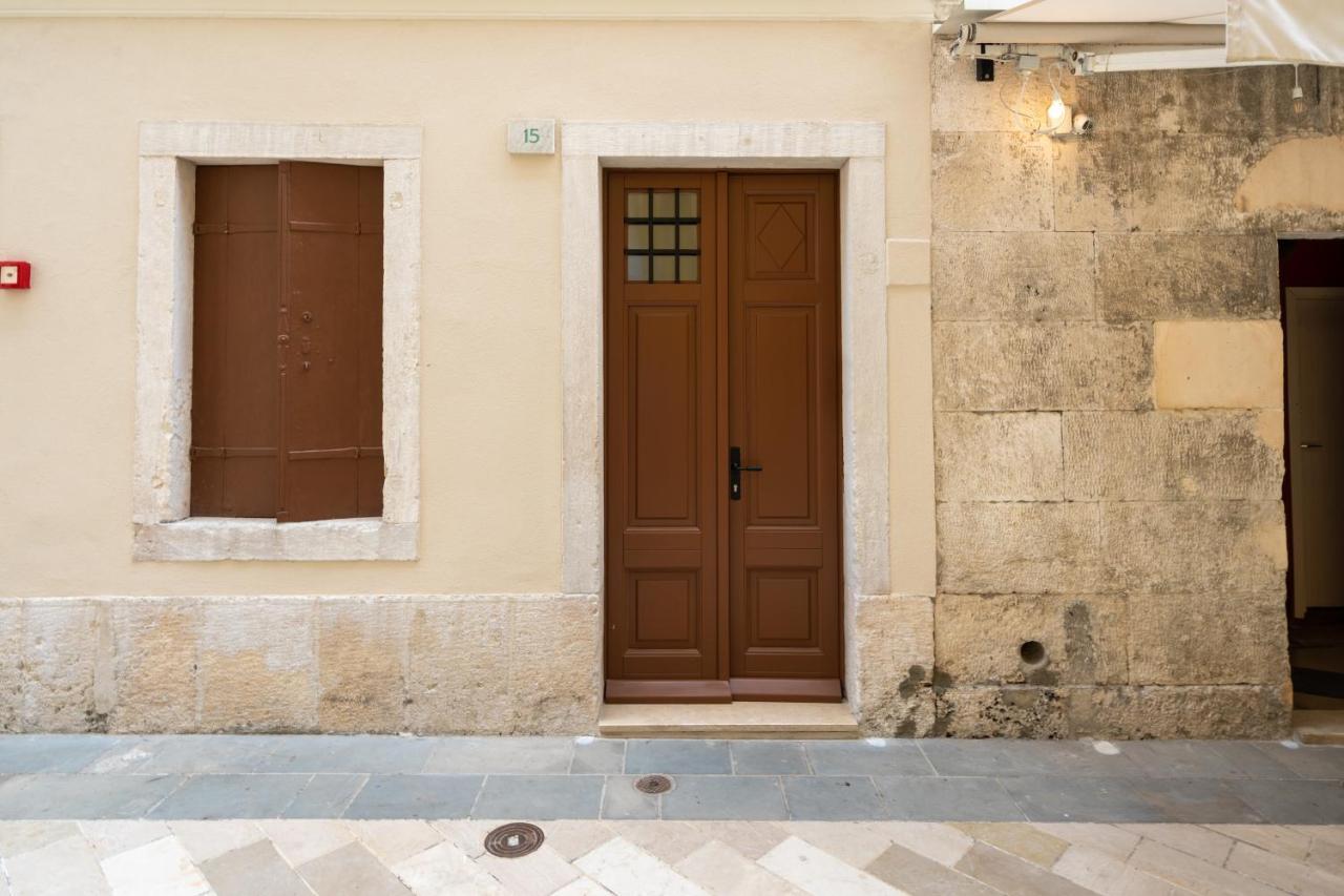 Aaa Apartments & Rooms With Free Parking Pula Exterior photo